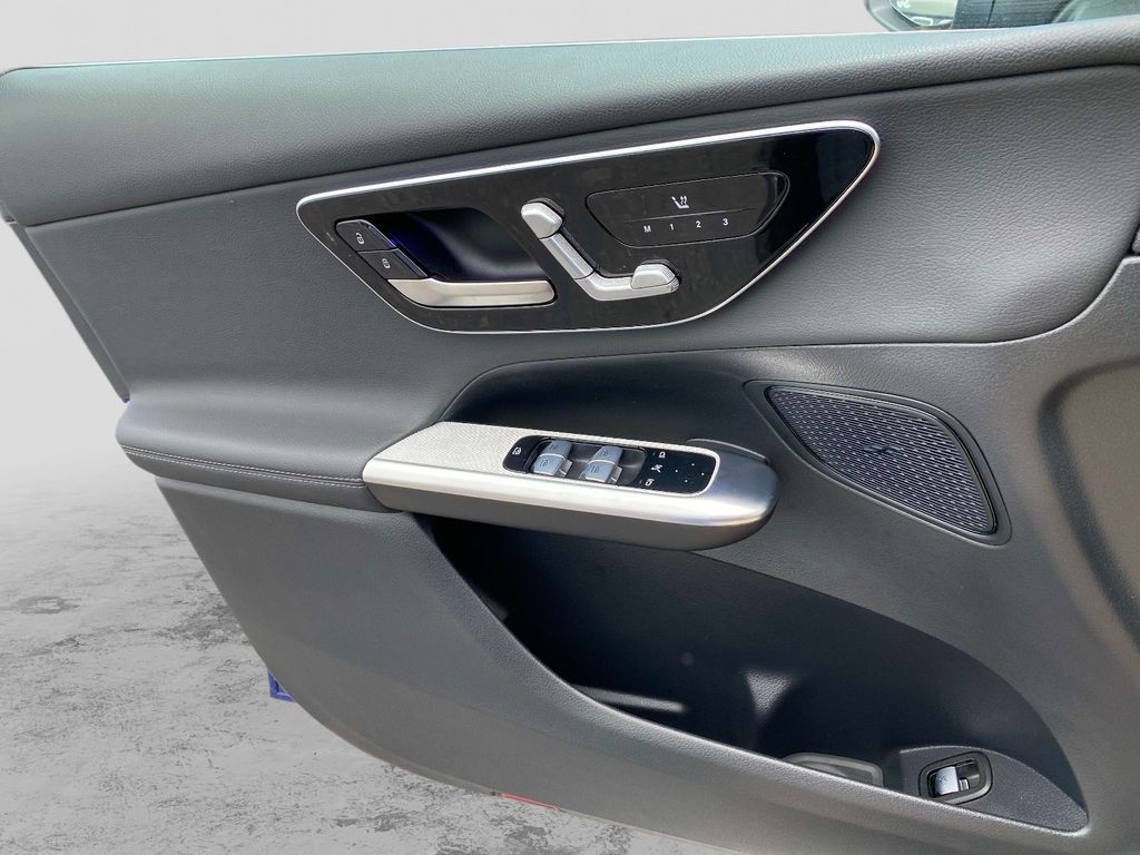 2025 Mercedes-Benz GLC Base - Photo 21
