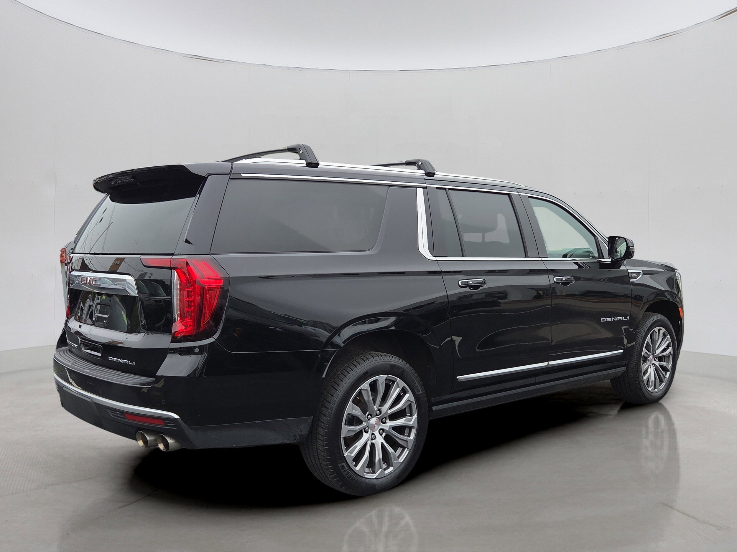2022 Gmc Yukon XL Denali photo 3