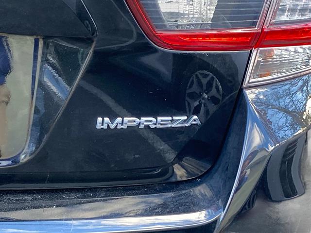 2023 Subaru Impreza Base photo 4