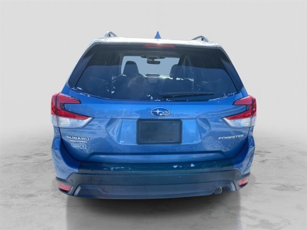 Used 2022 Subaru Forester Limited