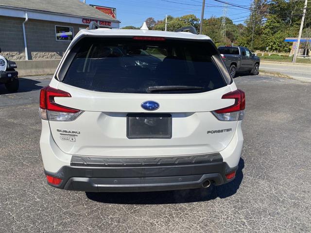 2020 Subaru Forester Limited photo 3