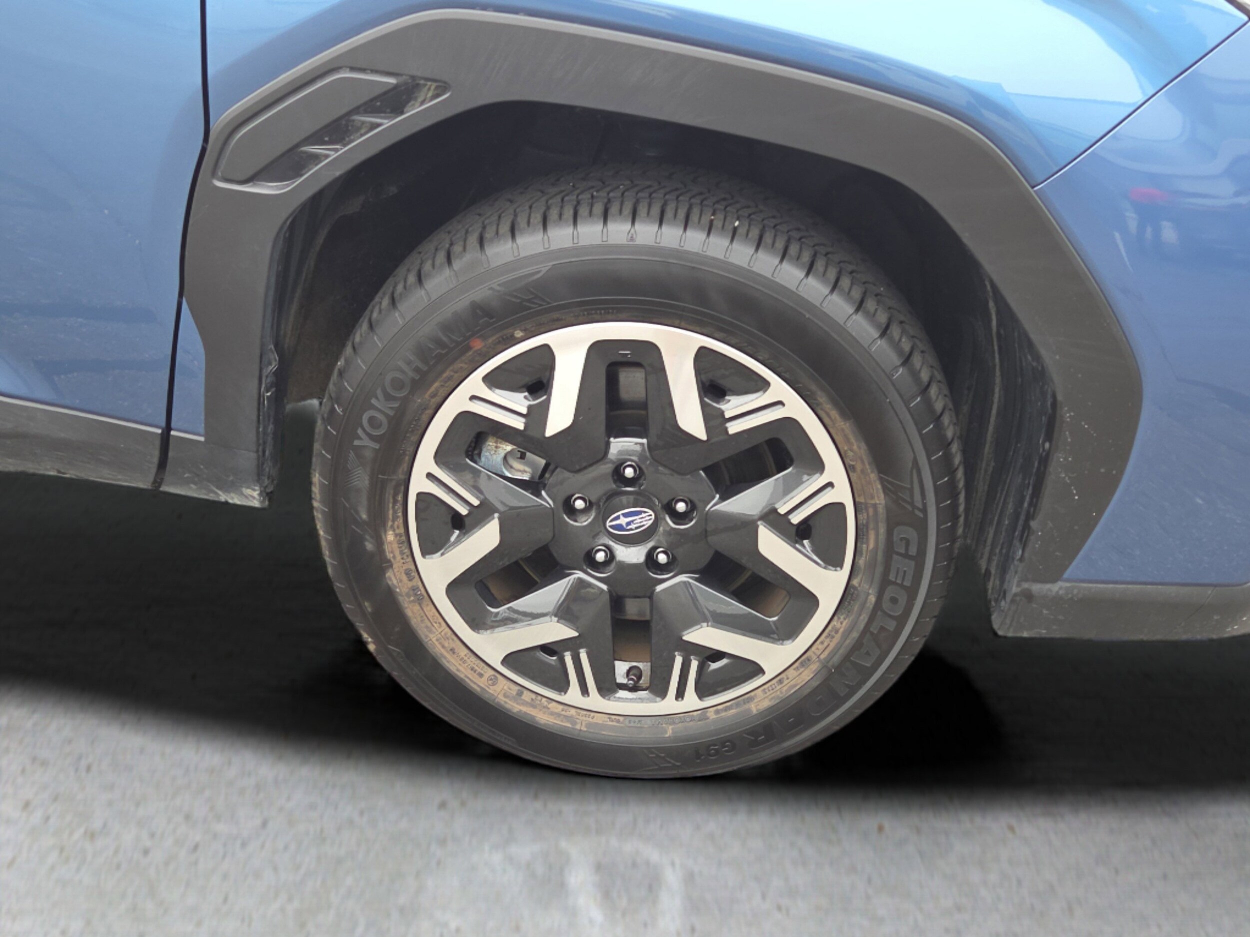 2025 Subaru Forester Base photo 4