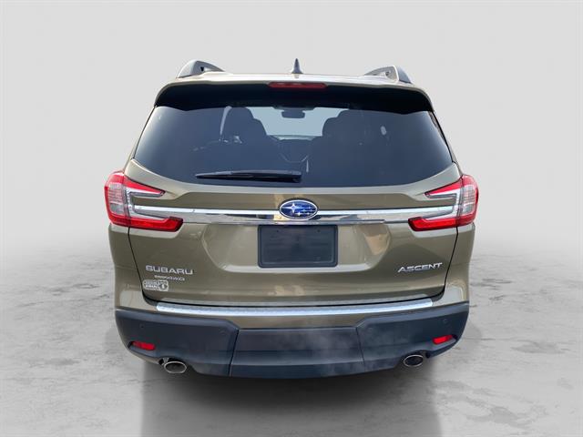 2023 Subaru Ascent Premium photo 4