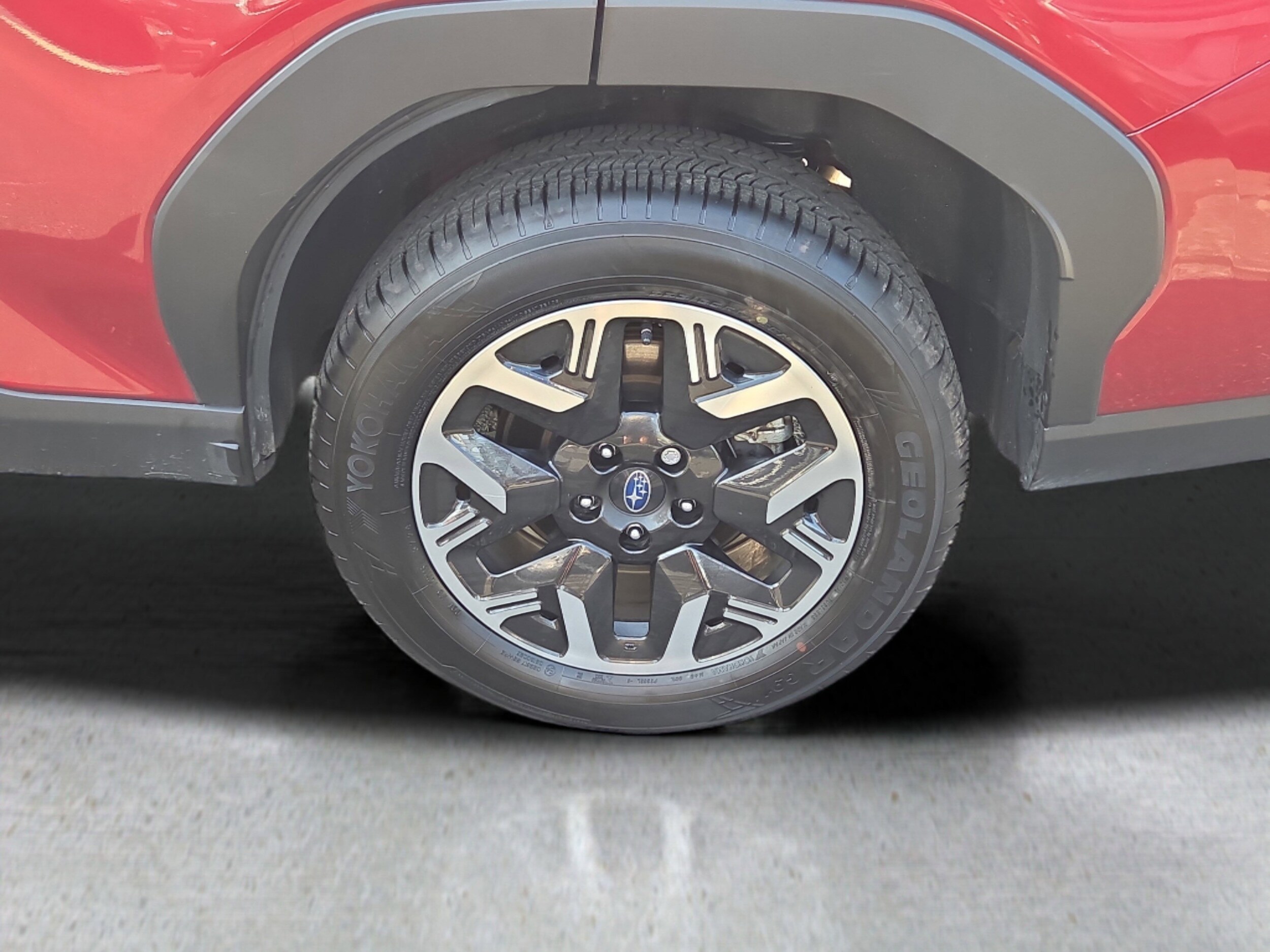 2025 Subaru Forester Base photo 2