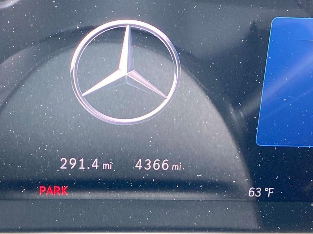 2025 Mercedes-Benz GLC Base - Photo 33