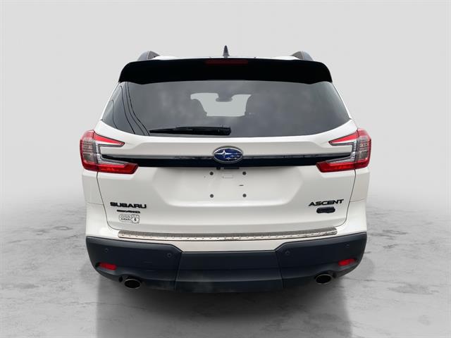 2023 Subaru Ascent Onyx Edition photo 4