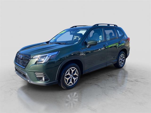 2023 Subaru Forester Premium's photo