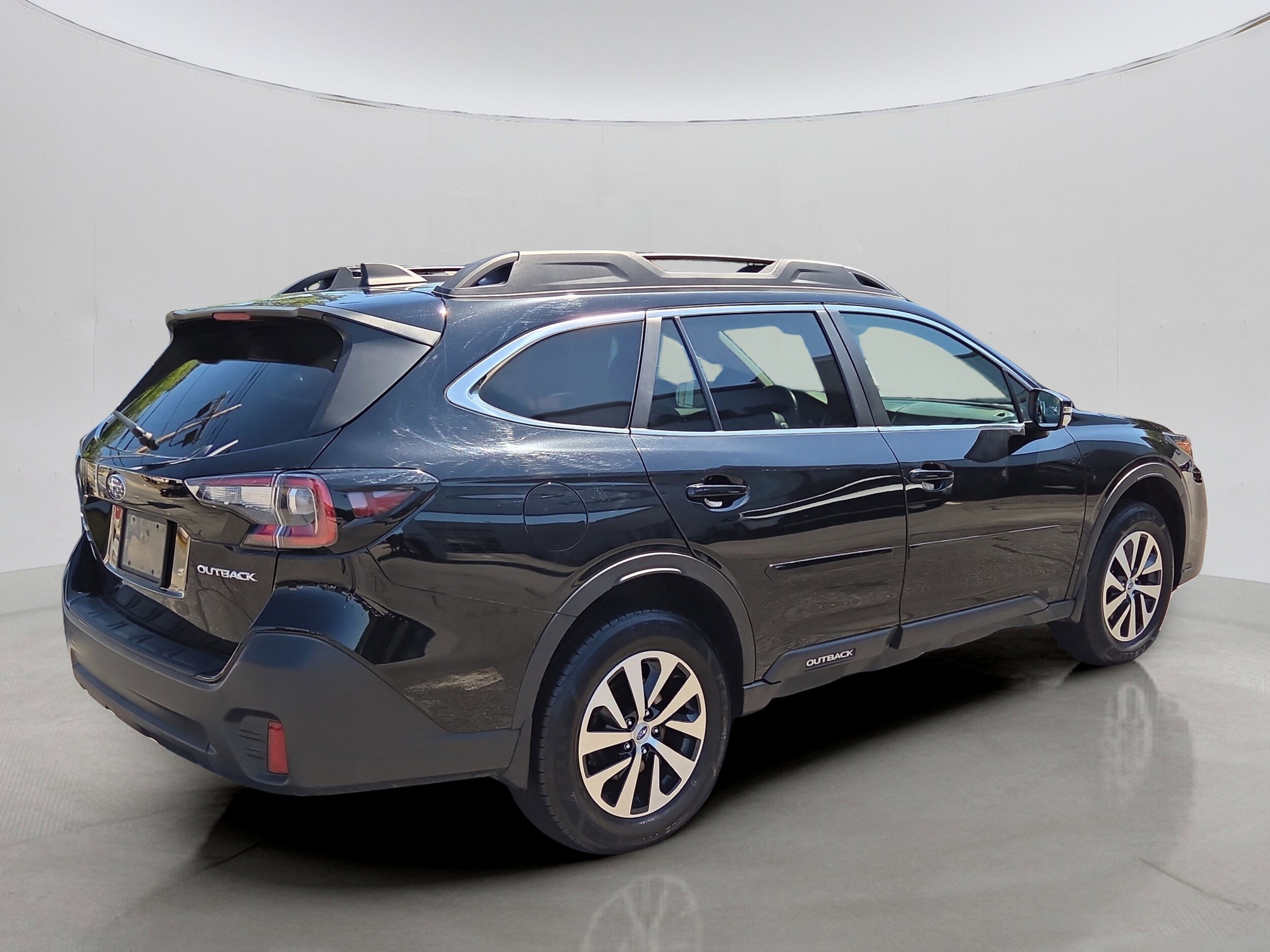 2022 Subaru Outback Premium photo 3
