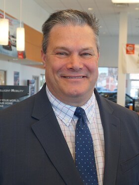 Staff member Roger Landry from ID_0b866216f284