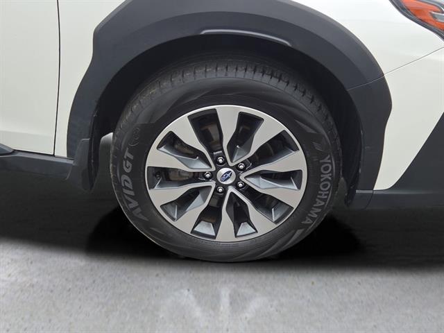 2023 Subaru Outback Limited photo 3