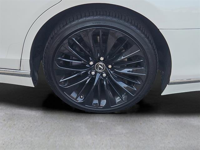 2021 Lexus LS 500 photo 3