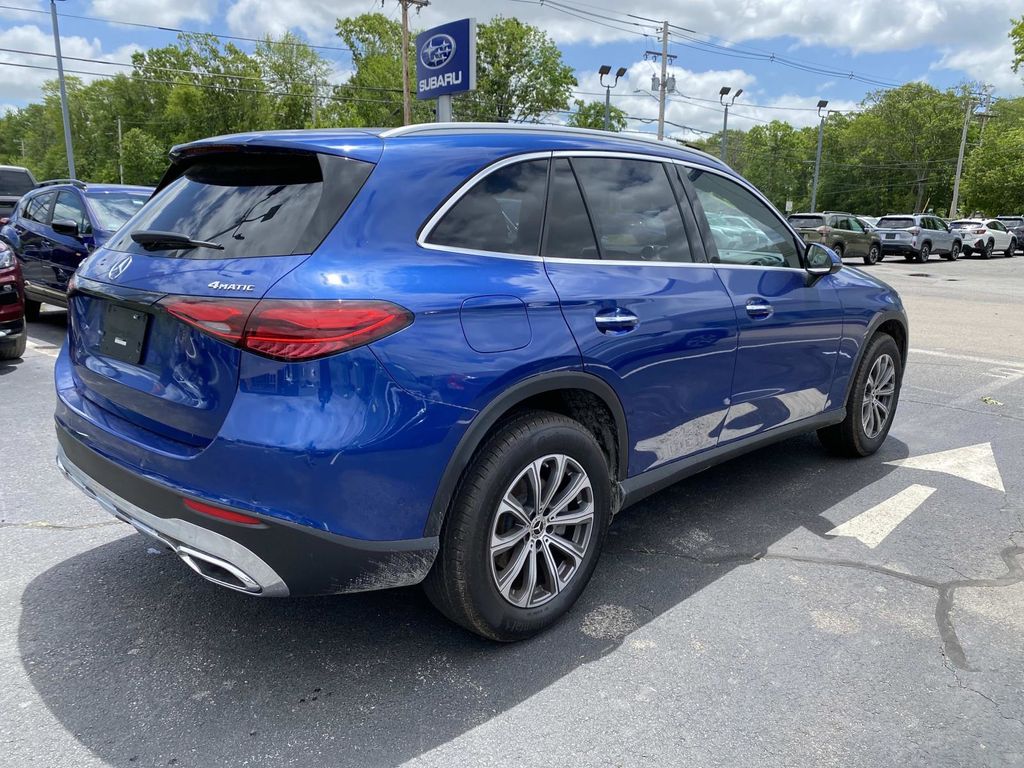 2025 Mercedes-Benz GLC Base - Photo 9