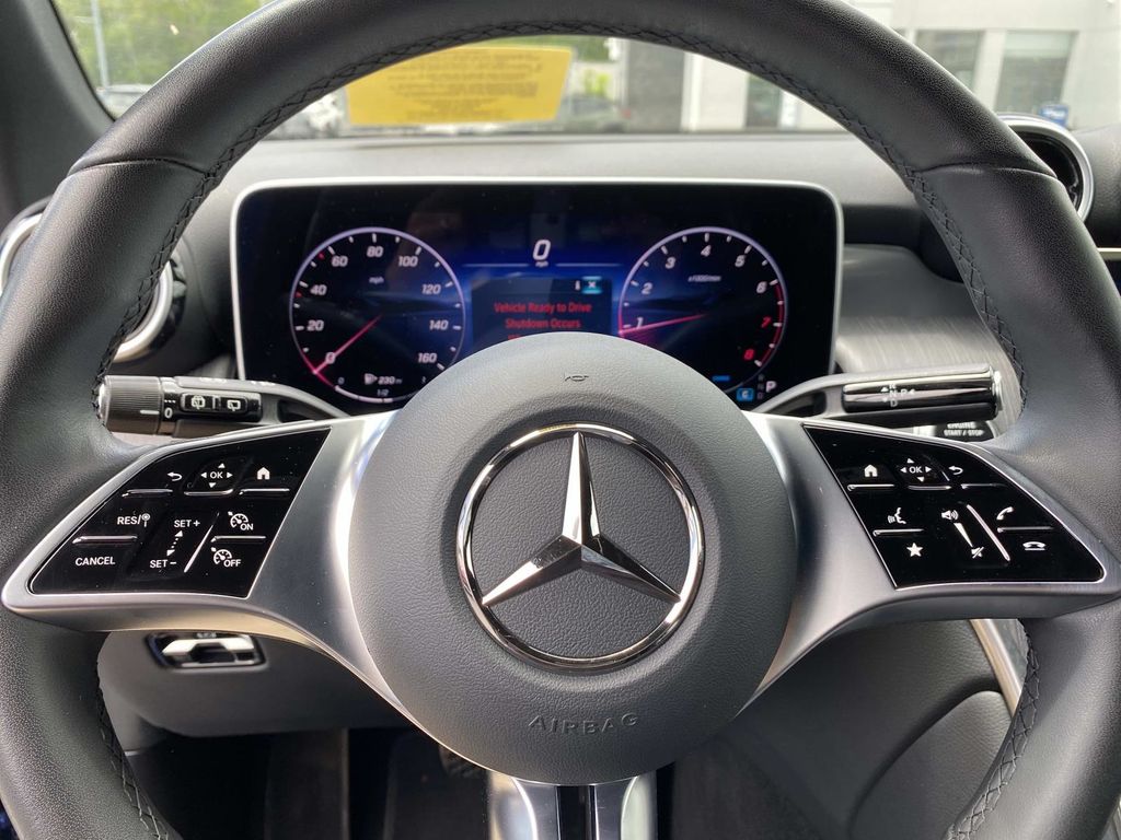 2025 Mercedes-Benz GLC Base - Photo 16