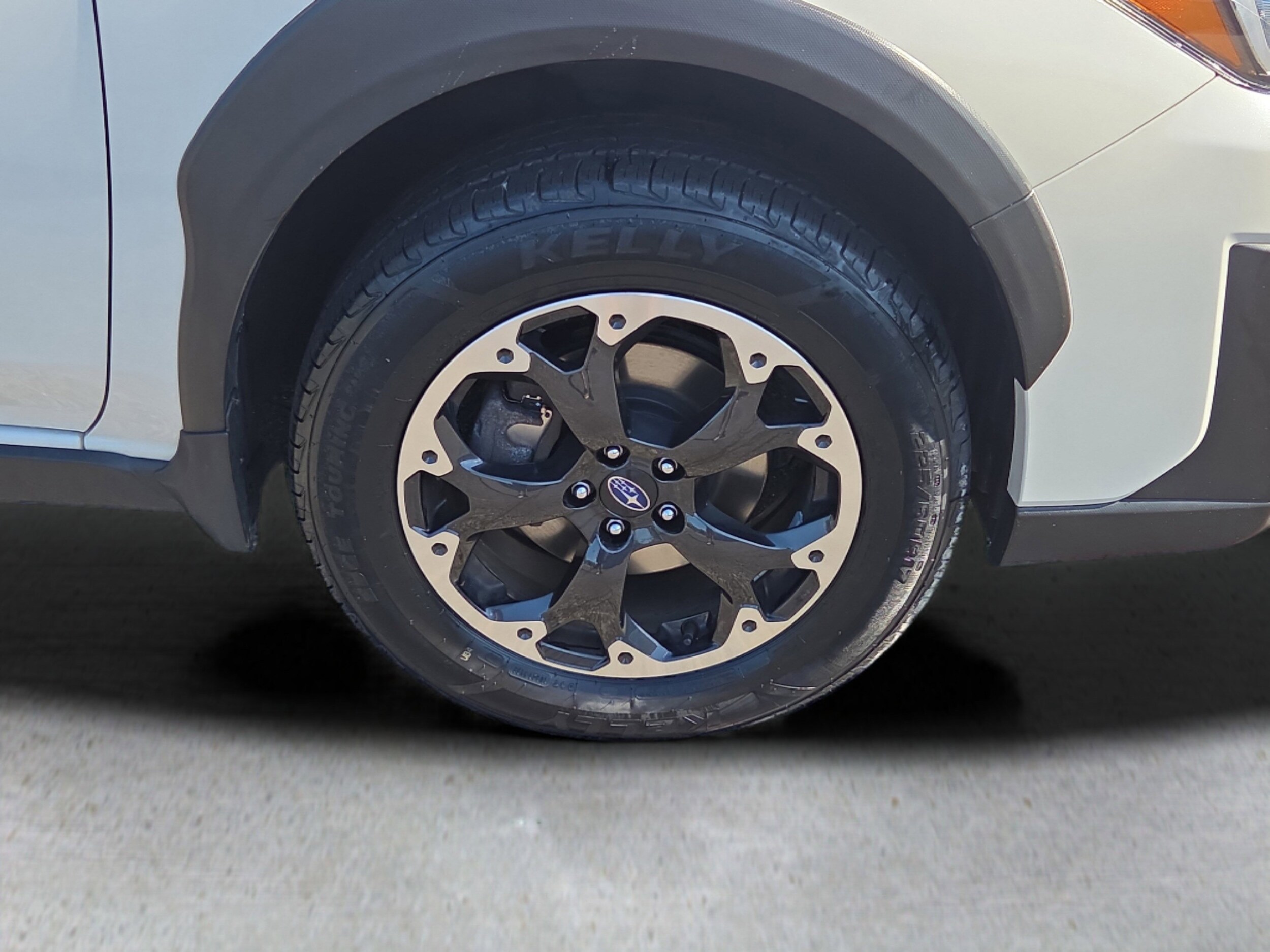 2023 Subaru Crosstrek Premium photo 4