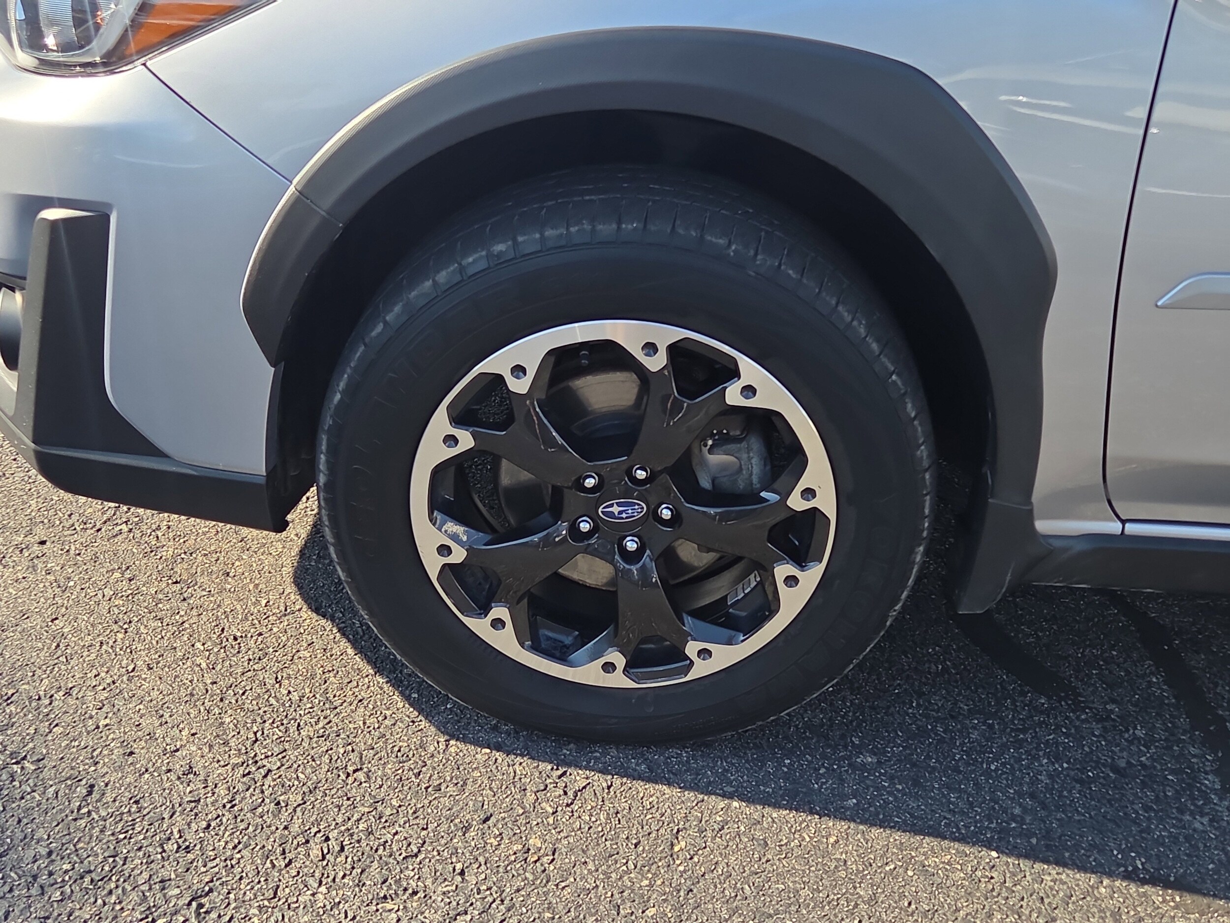 2023 Subaru Crosstrek Premium photo 2