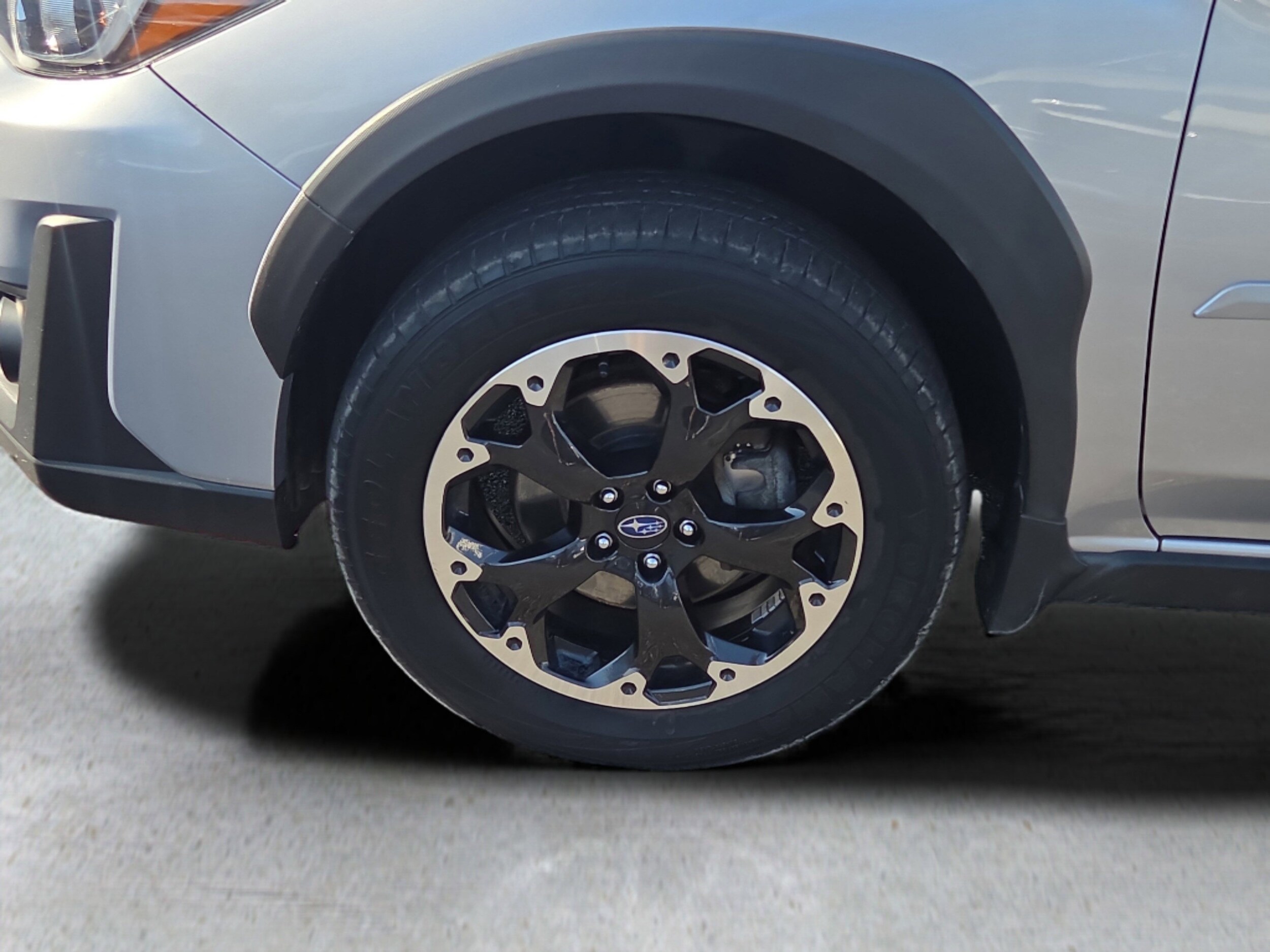 2023 Subaru Crosstrek Premium photo 2