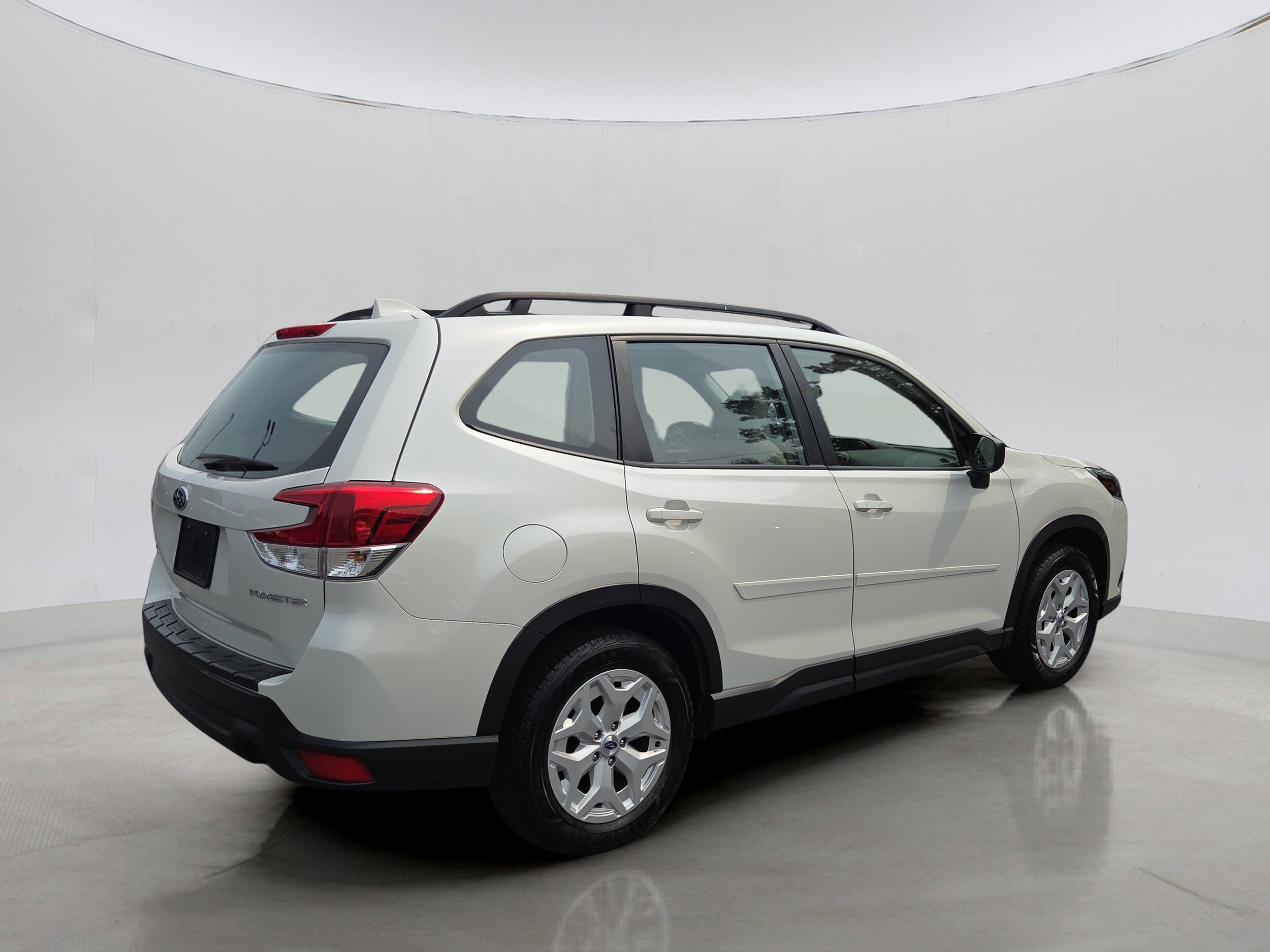 2022 Subaru Forester Base photo 3