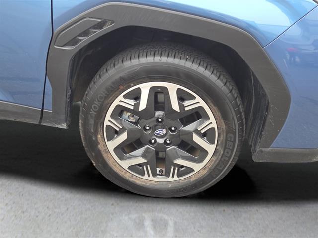 2025 Subaru Forester Base photo 4