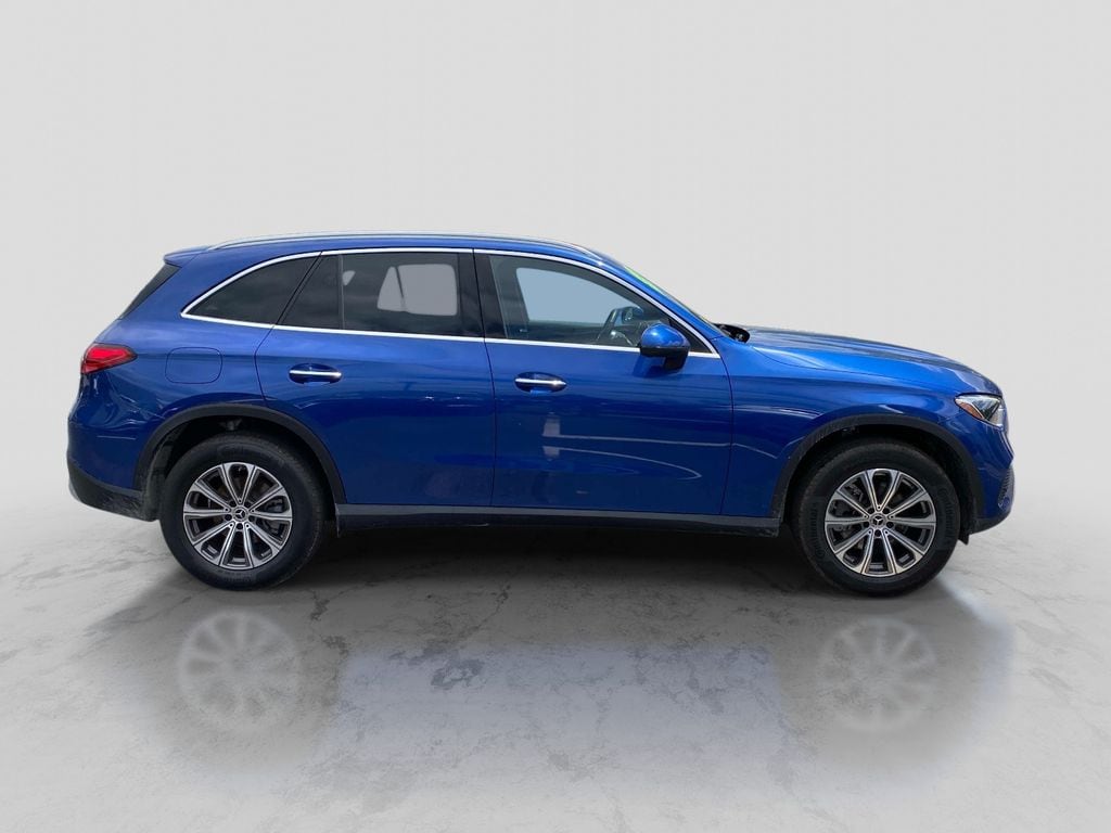 2025 Mercedes-Benz GLC Base - Photo 10