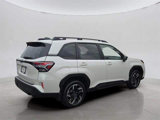 2025 Subaru Forester Limited photo 2