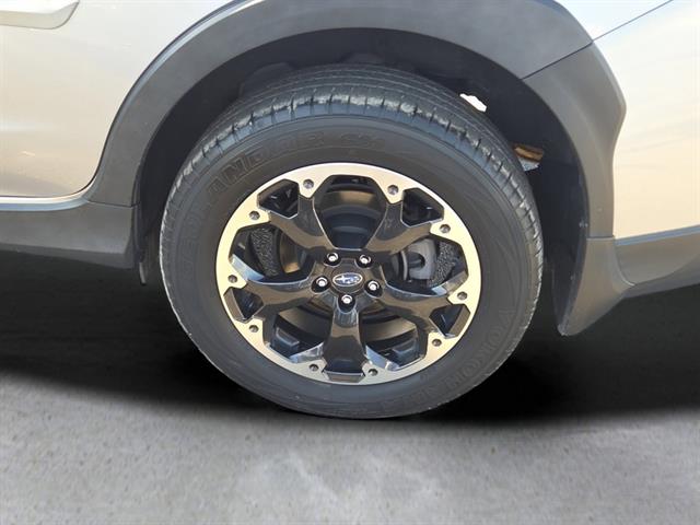 2023 Subaru Crosstrek Premium photo 2