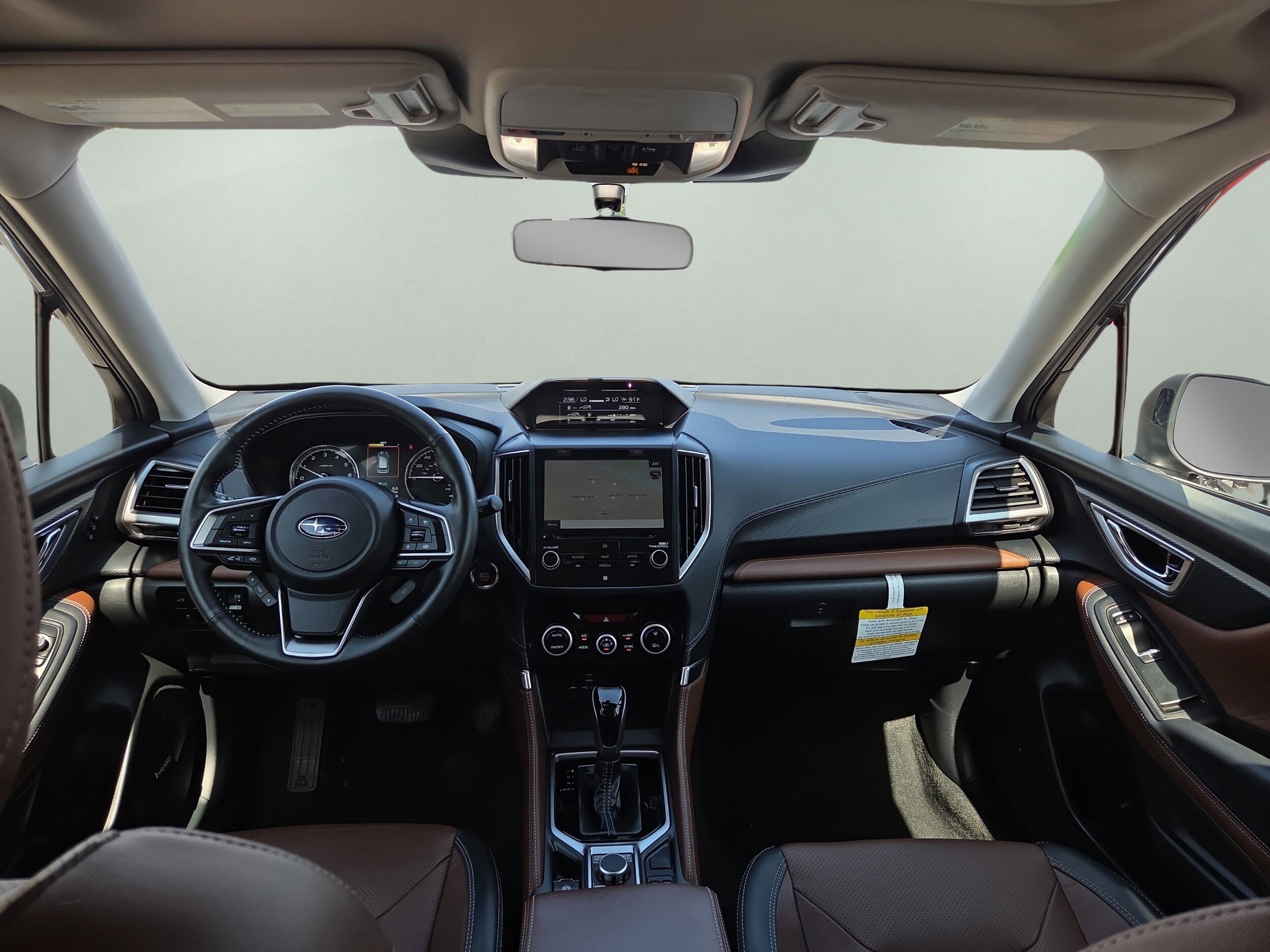 2022 Subaru Forester Touring photo 2
