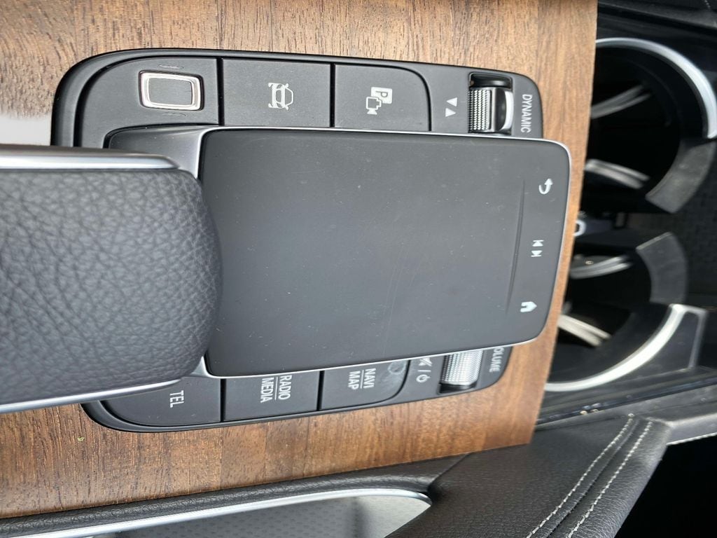 2025 Mercedes-Benz GLE GLE350 - Photo 17