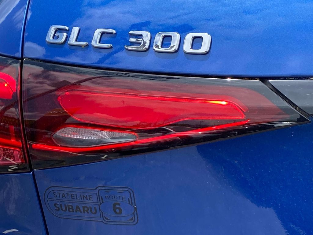 2025 Mercedes-Benz GLC Base - Photo 6