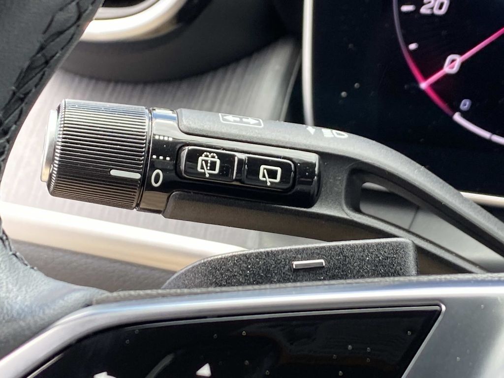 2025 Mercedes-Benz GLC Base - Photo 19