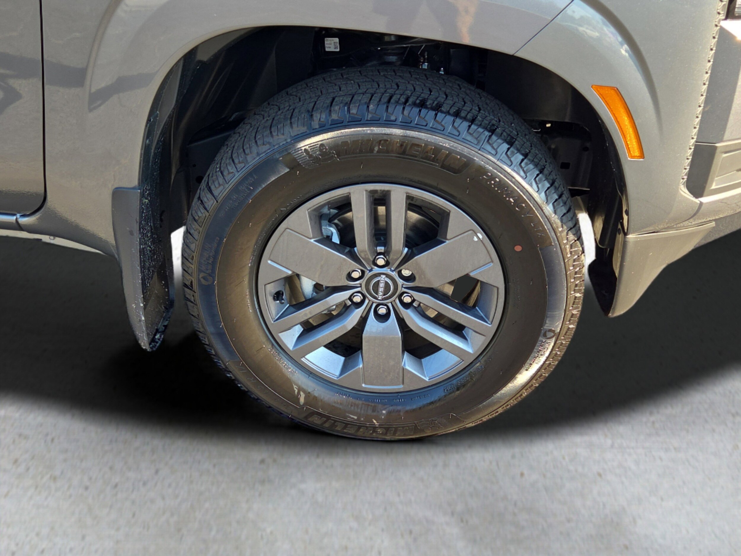 2025 Nissan Frontier King Cab SV photo 4