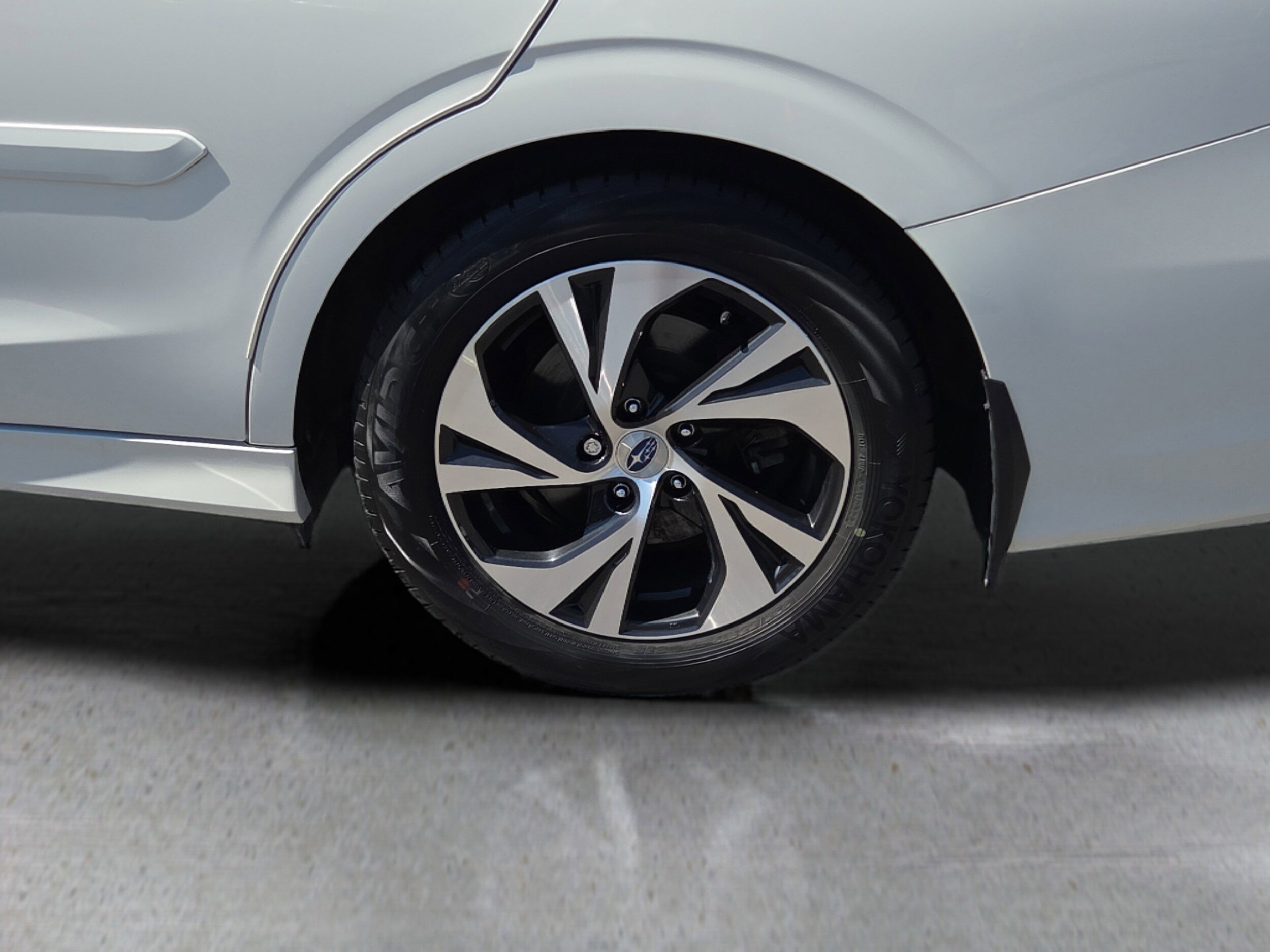 2022 Subaru Legacy Premium photo 3
