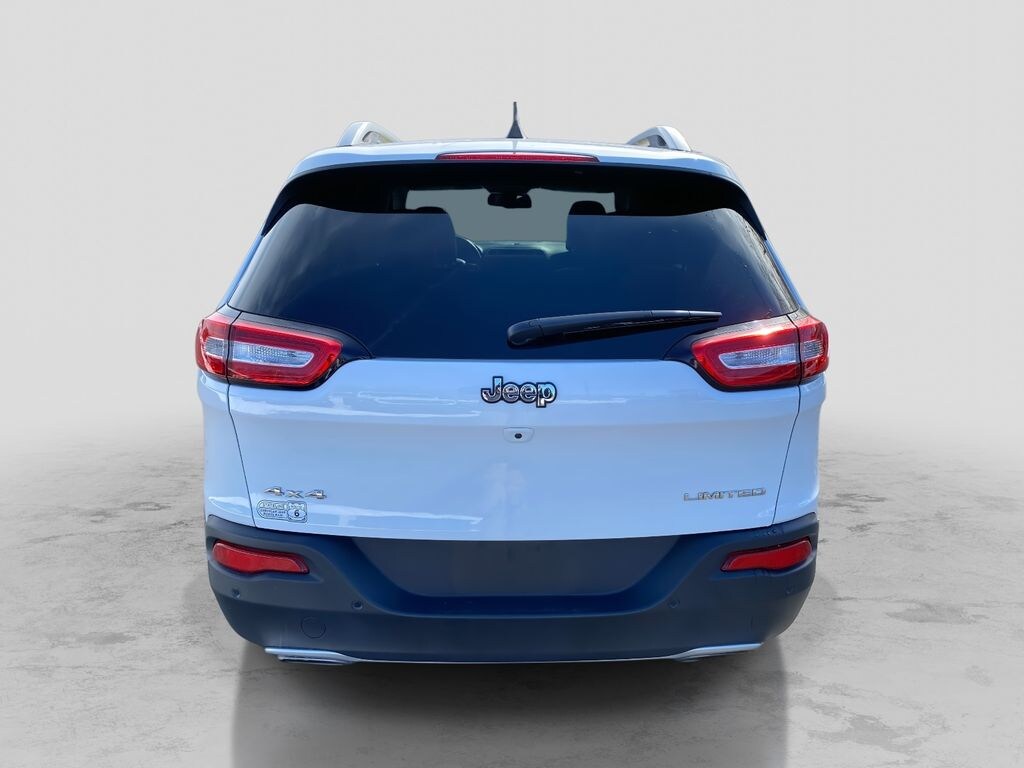 Used 2018 Jeep Cherokee Limited SUV