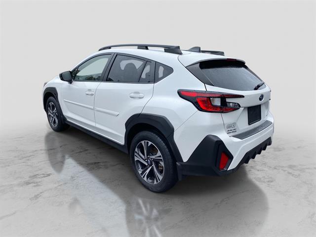 2024 Subaru Crosstrek Premium photo 3