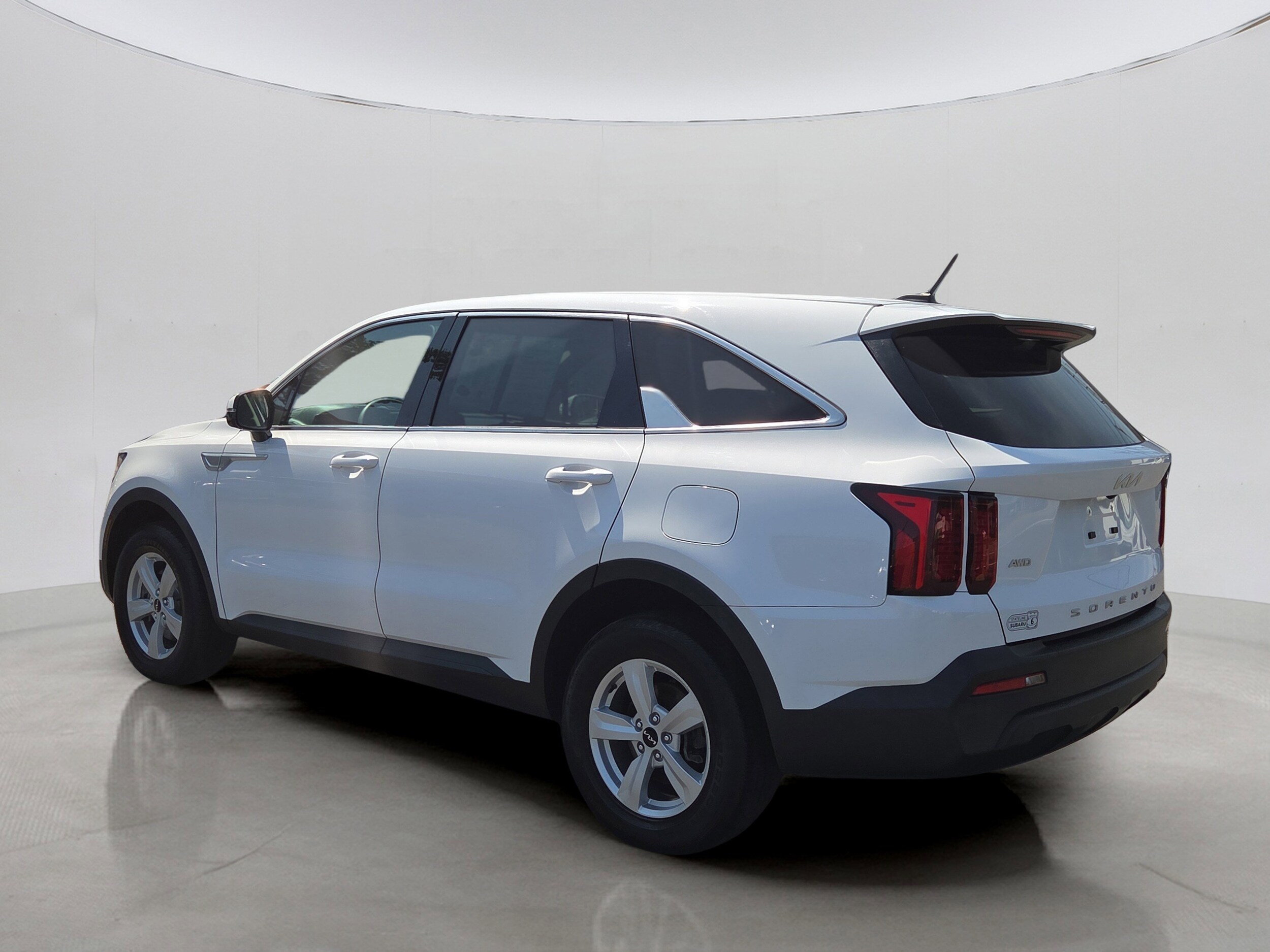 2022 Kia Sorento LX photo 3