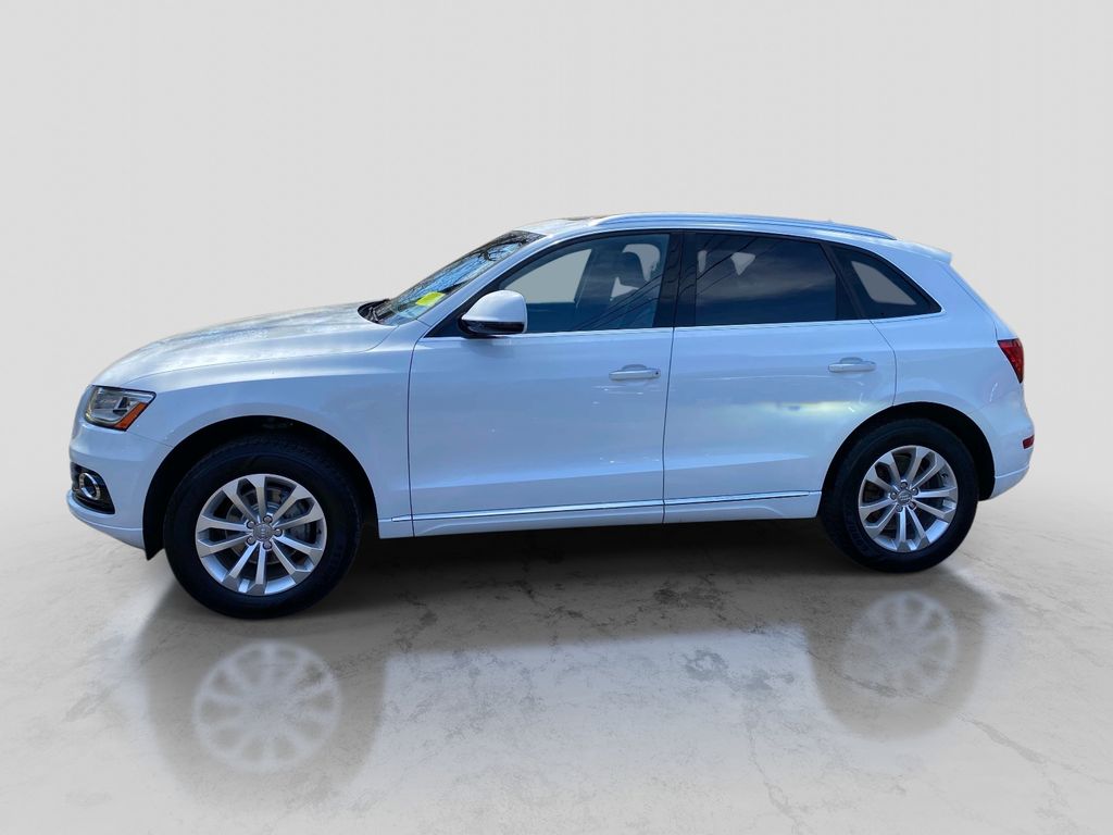 Used 2016 Audi Q5 Premium with VIN WA1C2AFP8GA134593 for sale in Somerset, MA