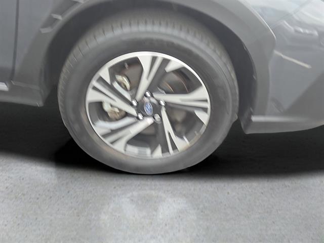2024 Subaru Crosstrek Premium photo 4