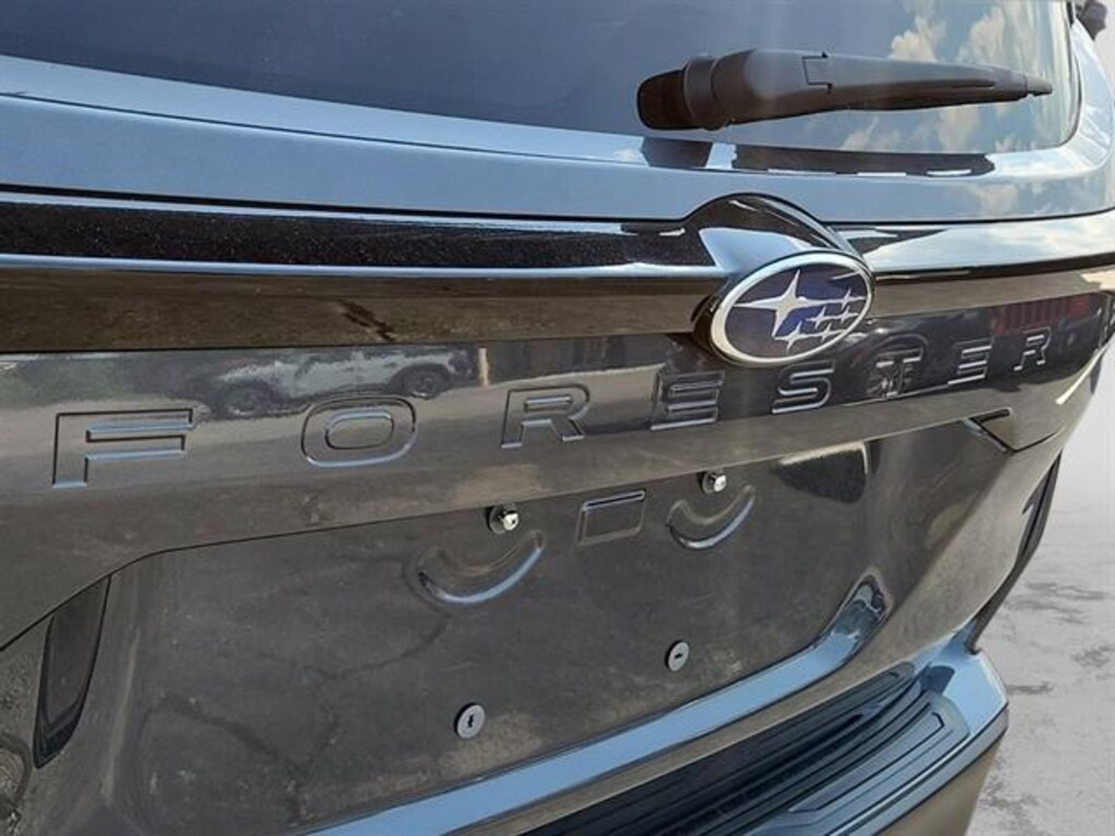 New 2025 Subaru Forester Premium SUV