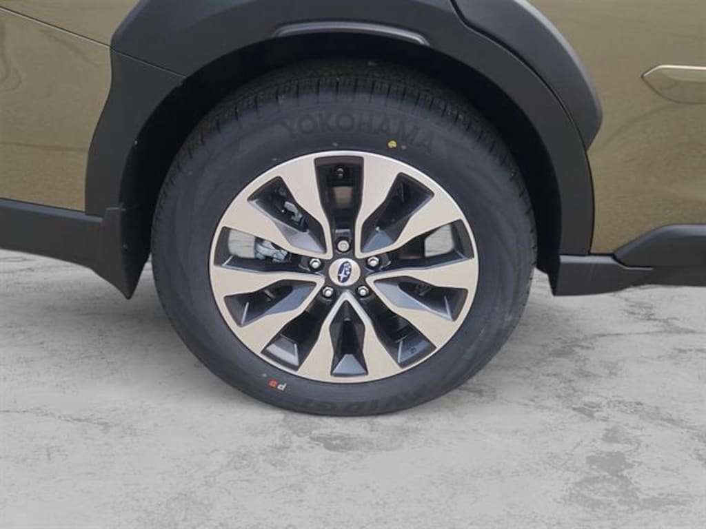 New 2025 Subaru Outback Limited SUV