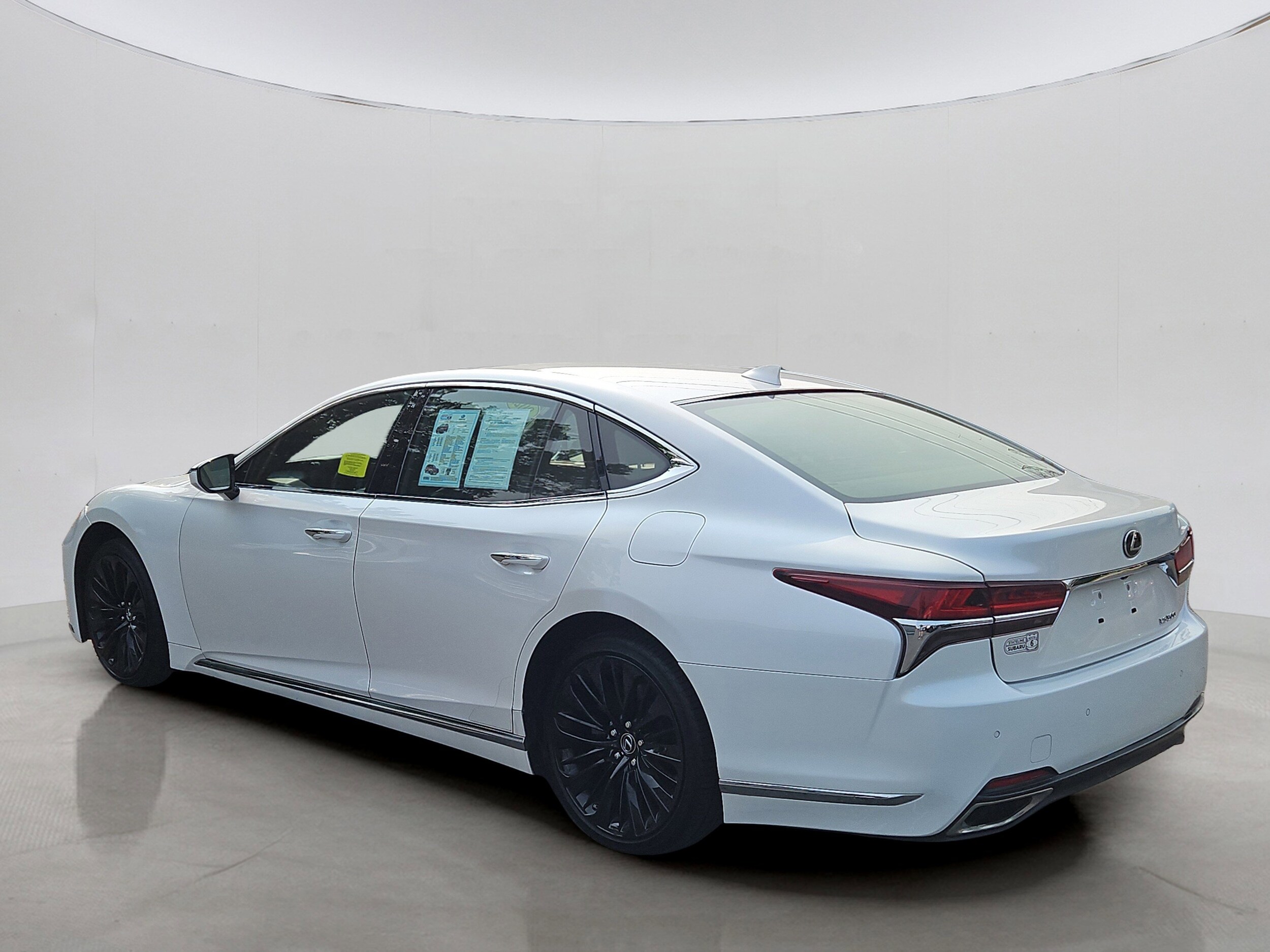 2021 Lexus LS 500 photo 4