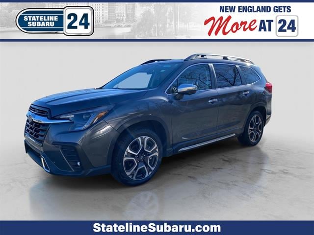 2023 Subaru Ascent Touring's photo