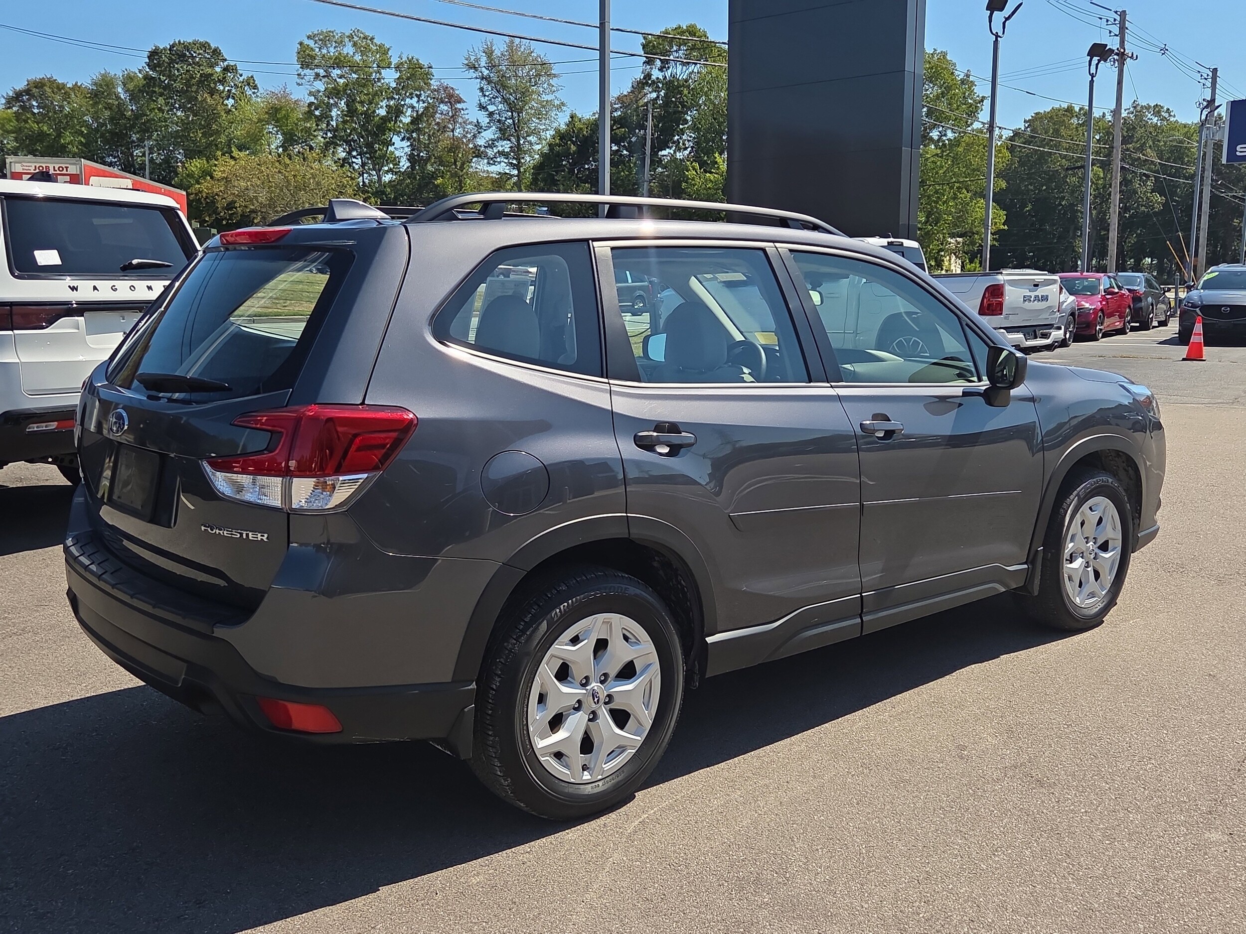 2023 Subaru Forester Base photo 4