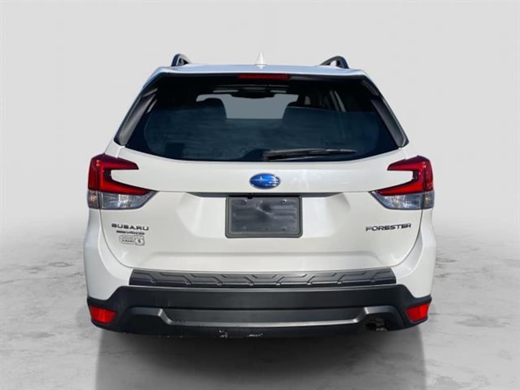 Used 2023 Subaru Forester Premium SUV
