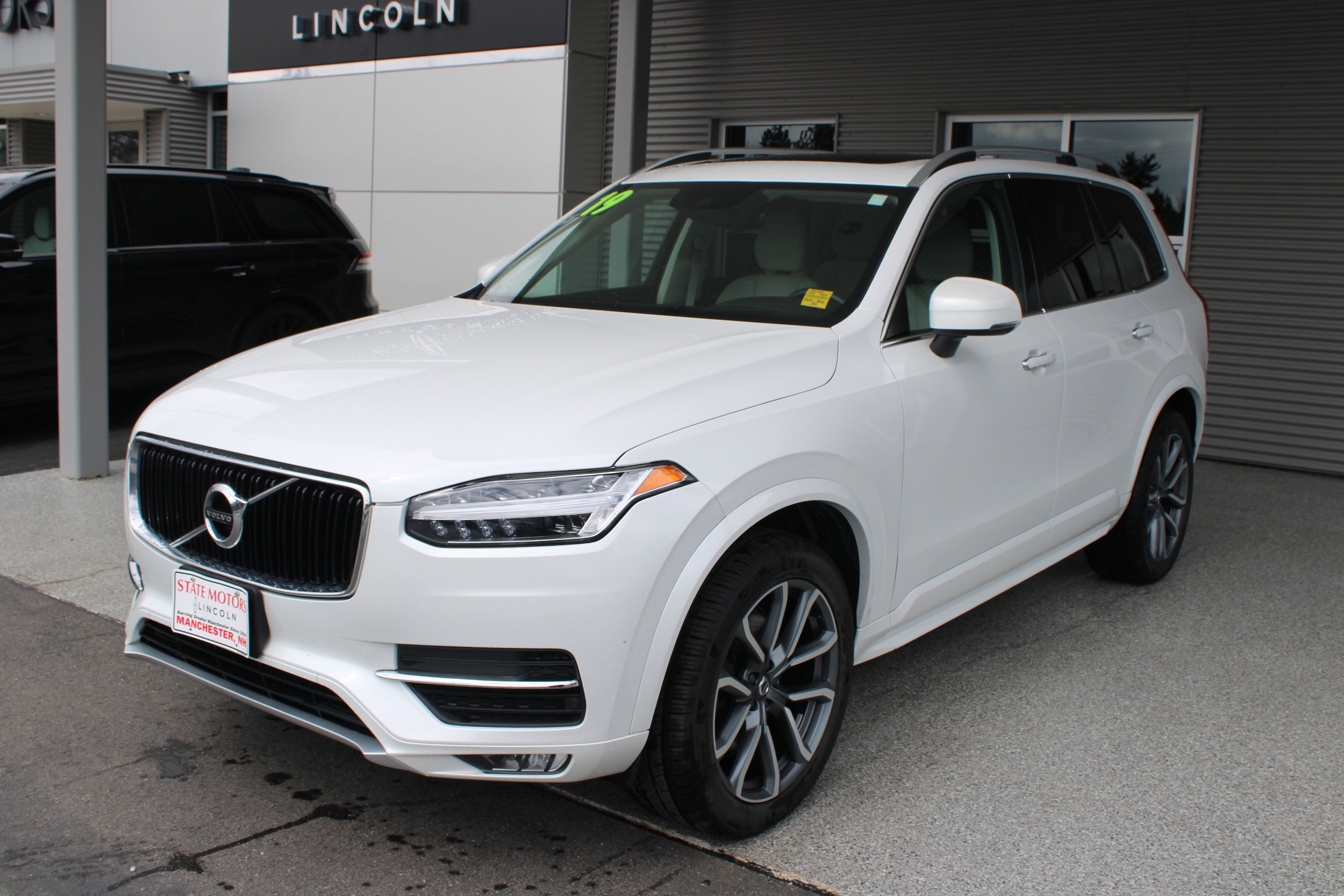 2019 Volvo XC90 Momentum