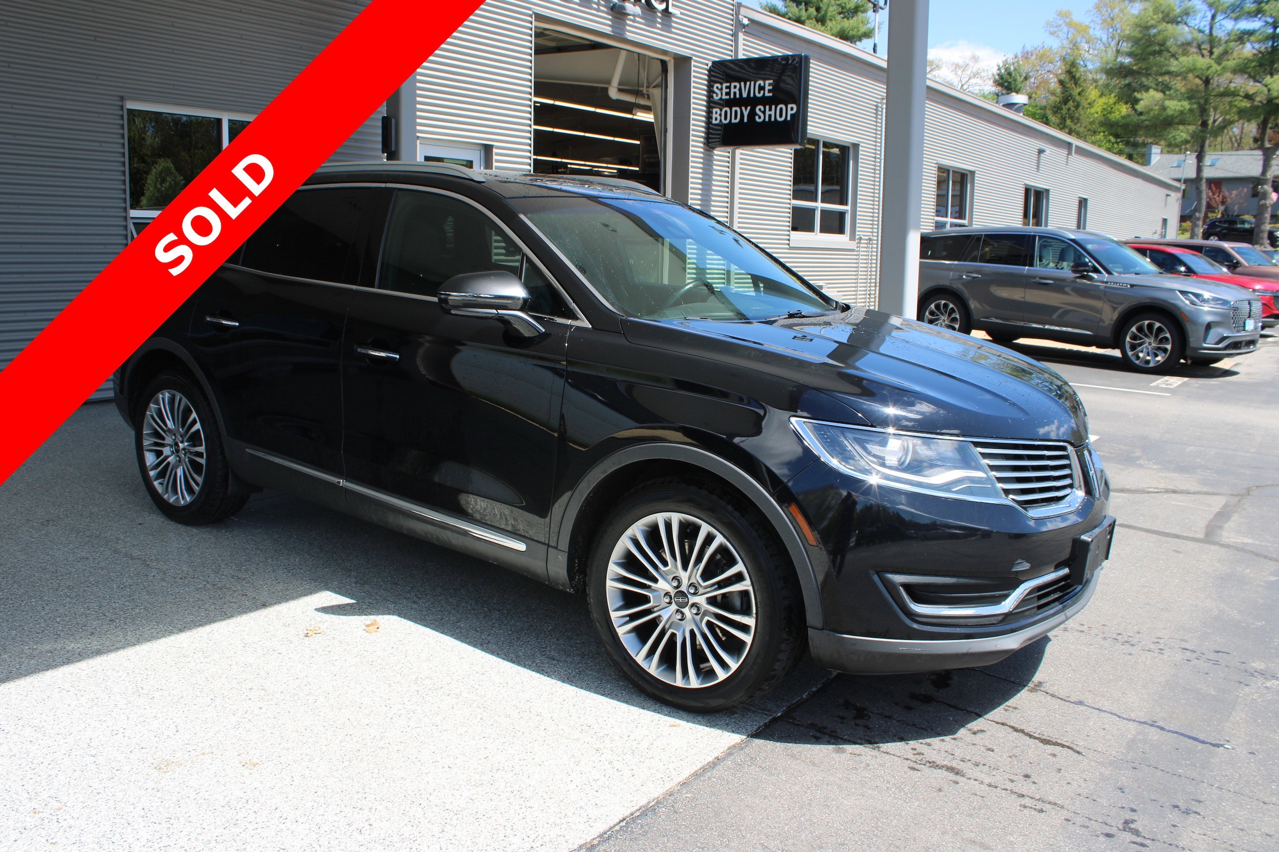 2017 Lincoln MKX Reserve AWD's photo