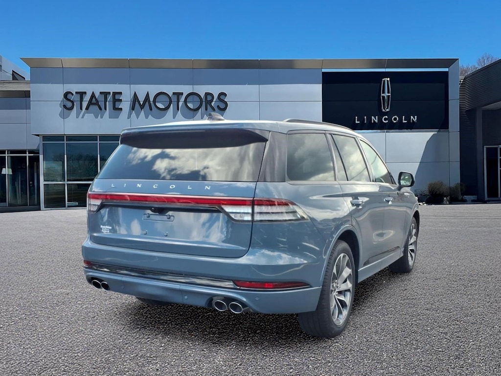 New 2026 Lincoln Aviator Premiere SUV
