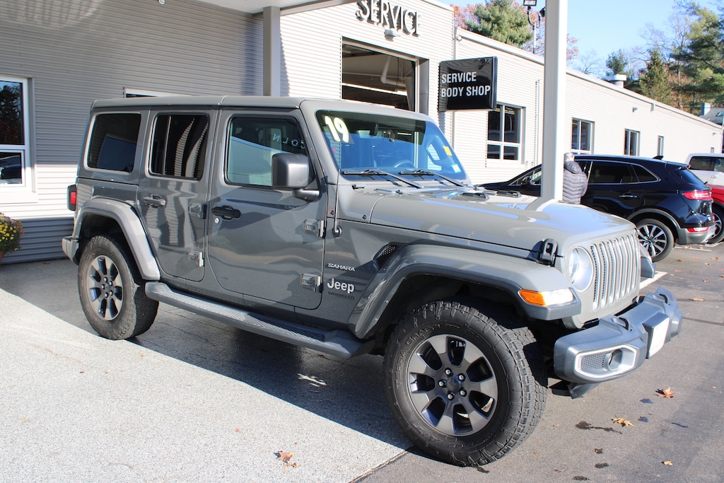 Used 2019 Jeep Wrangler Unlimited Sahara Convertible