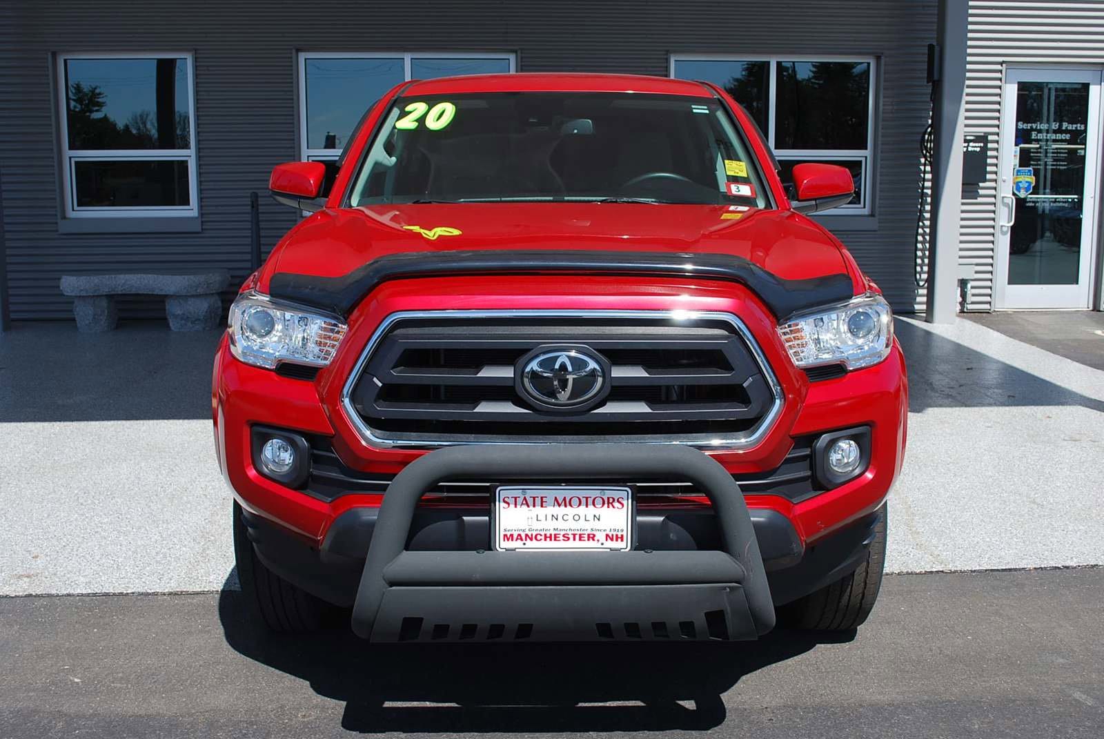 Used 2020 Toyota Tacoma SR5 with VIN 3TMCZ5AN9LM367250 for sale in Manchester, NH