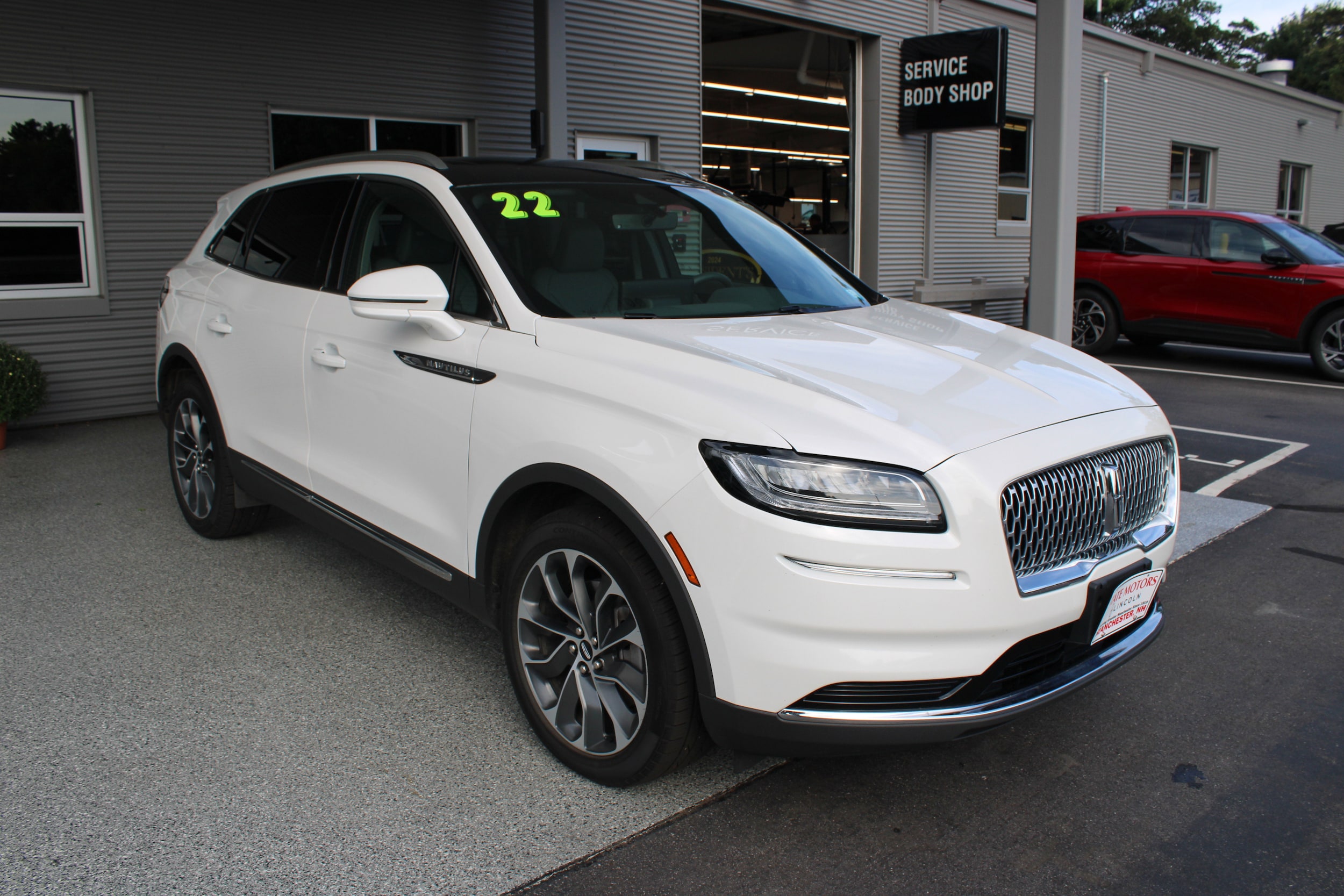 2022 Lincoln Nautilus Reserve's photo