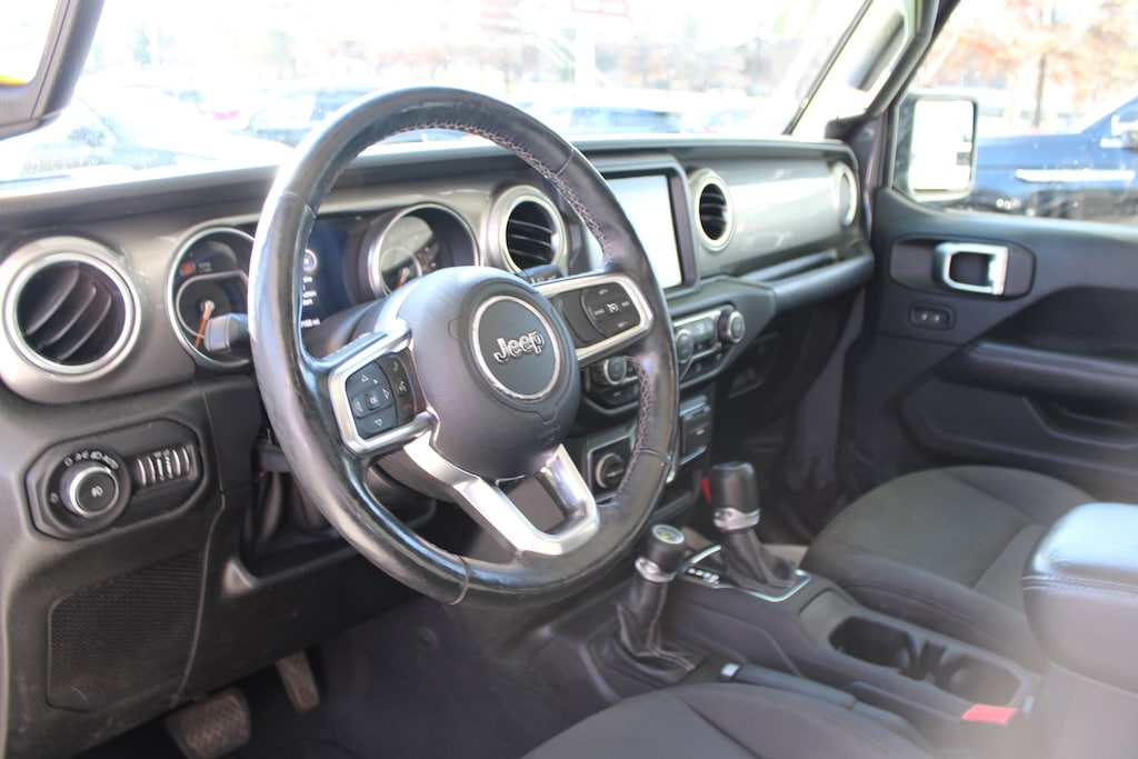 Used 2019 Jeep Wrangler Unlimited Sahara Convertible
