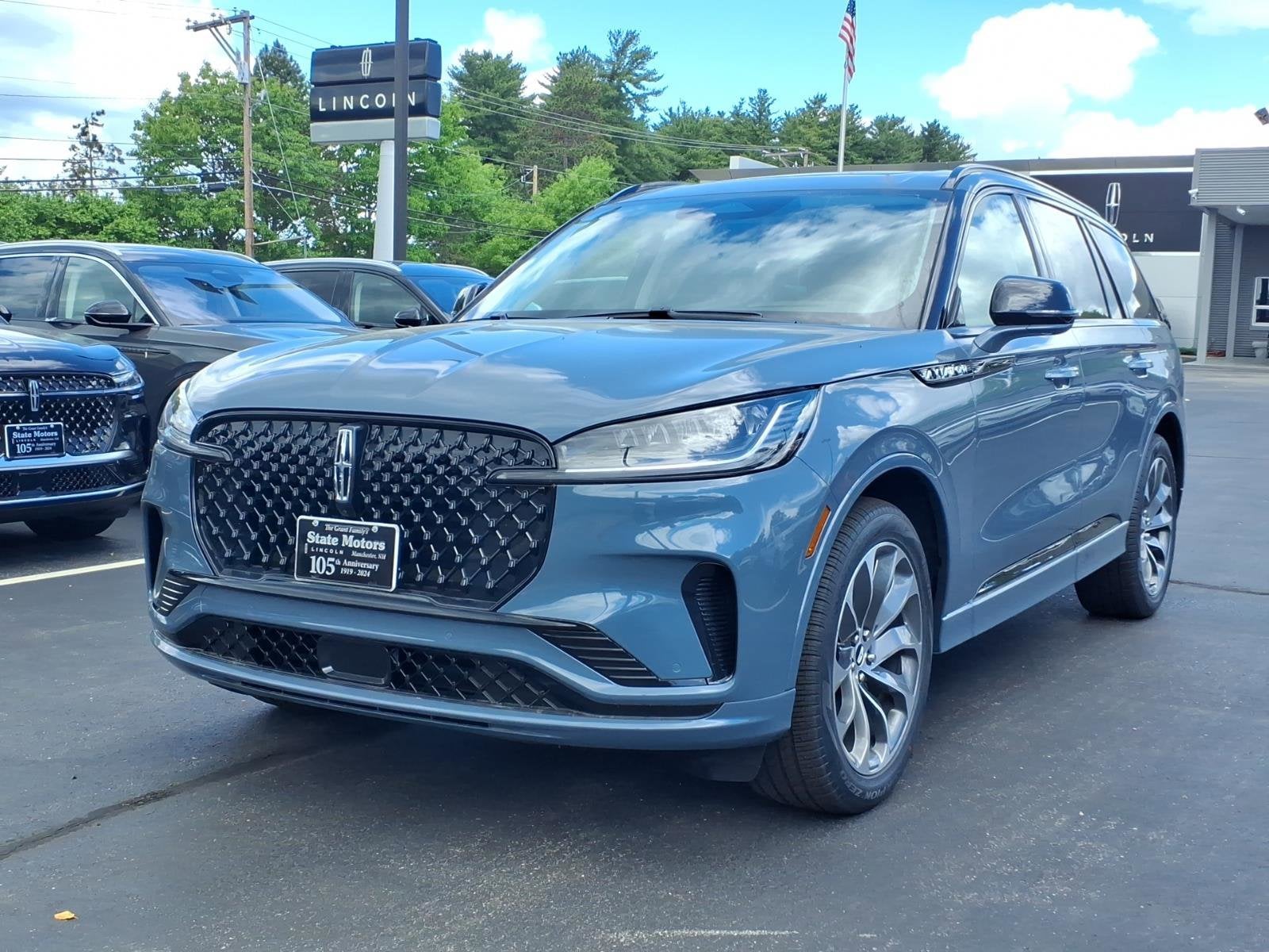 2026 Lincoln Aviator Premiere AWD's photo